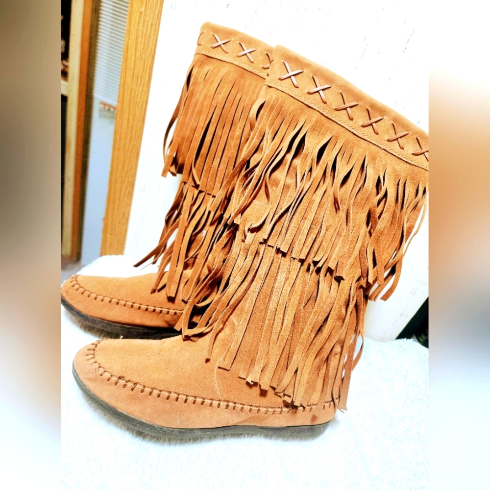 Rampage Tan Fringe Suede Winter Boots